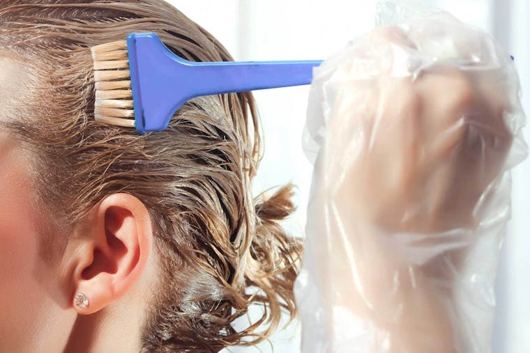 7 TIPS DIE JE MOET WETEN ALS JE GEKLEURD HAAR HEBT