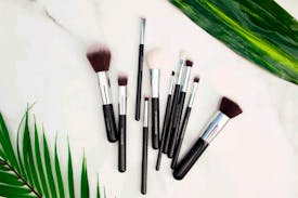 Stor guide: Lær dine makeupbørster og pensler at kende