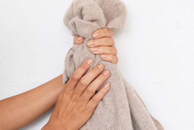 Den ultimative guide til flotte nylakerede negle - Trin for trin