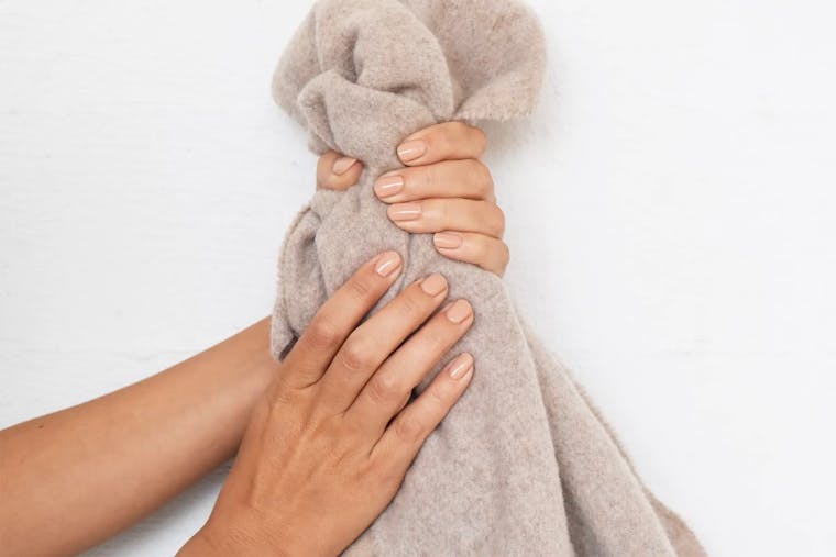 De ultieme guide voor mooie, net gelakte nagels - Stap voor stap