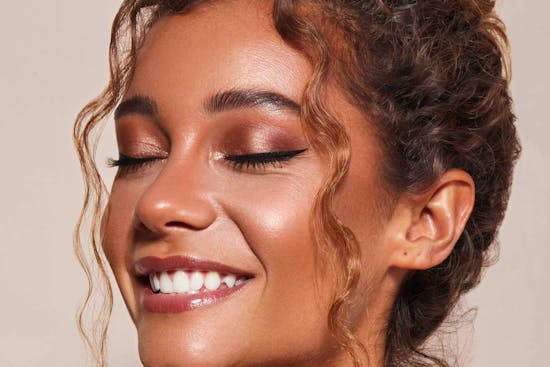 Guide til en flot Nytårs-makeup