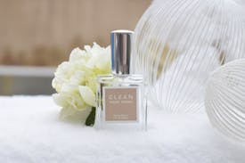 Månedens duft – CLEAN White Woods