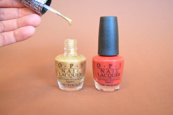 Cool negleteknik - OPI Gold Shatter