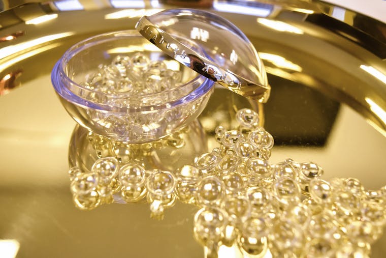 Why is Eye Serum So Important? 