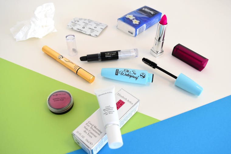 Smink och pollenallergi - så får du det att gå ihop
