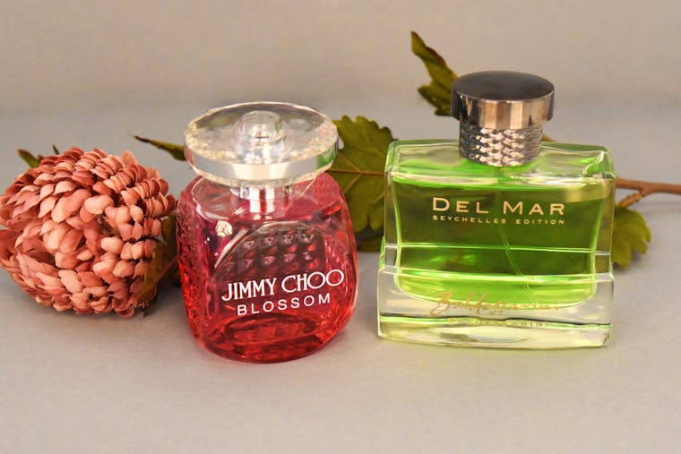 Månadens dofter - Jimmy Choo Blossom och Baldessarini Del Mar Seychelles Edition