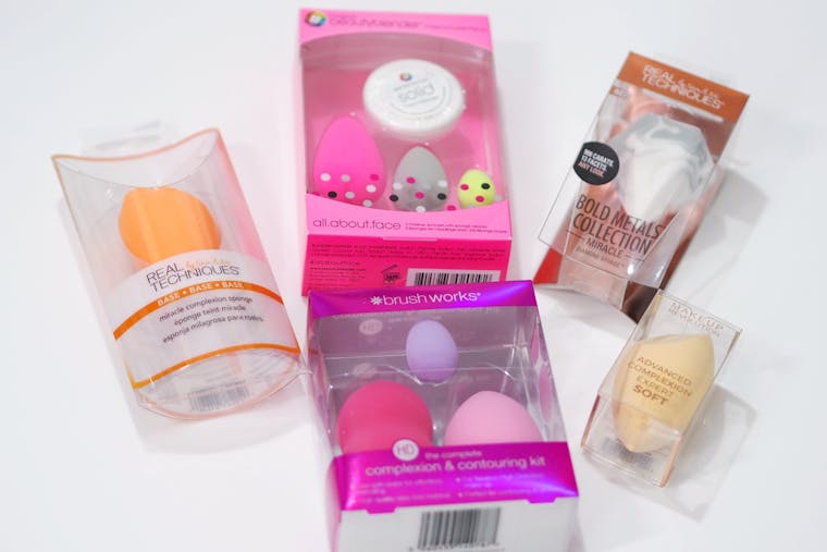 Beauty Sponge Showdown - Which Sponge Is The Best?!