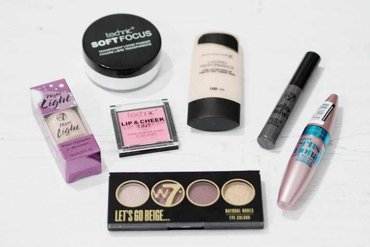 Makeup Challenge – Less Than £20