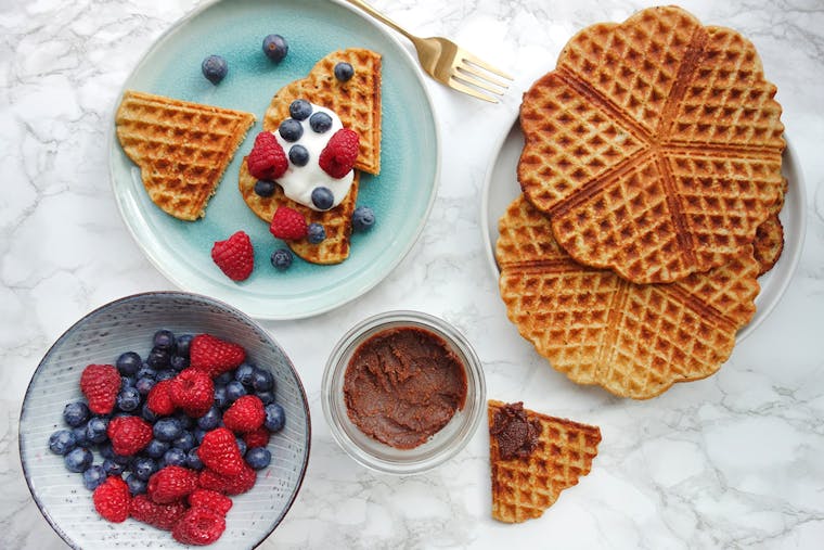 Sprøde og nemme vafler med sund nutella