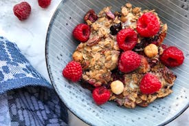 Bagt müsli med bær