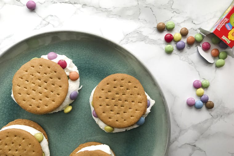 Opskrift: S'mores med smarties