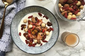 Opskrift: Vaniljeskyr og æblekompot med et twist af ingefær