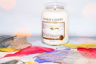 Mys med doftljus och doftpinnar