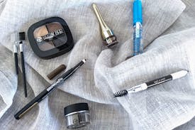 Snygga ögonbryn steg för steg