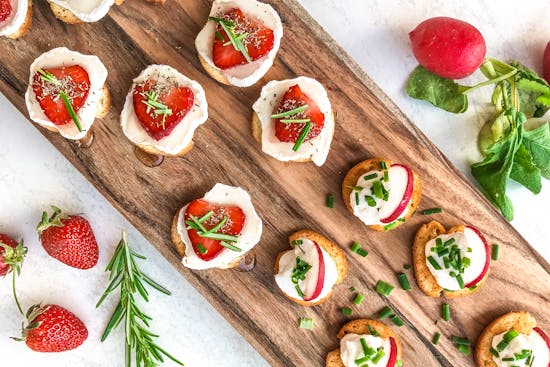 Opskrift: 2 hurtige bruschetta - når det skal være nemt men lækkert