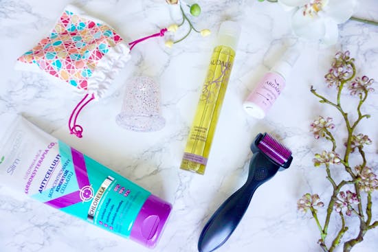 Behandling av celluliter med koppning och Dermaroller