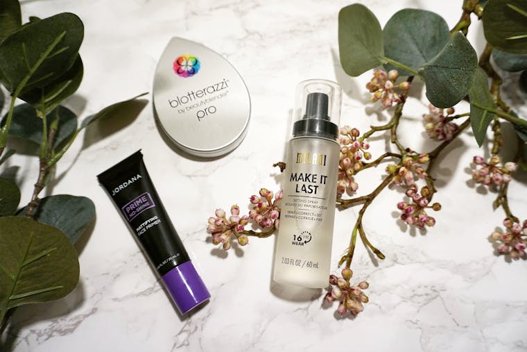 Makeup der holder hele natten