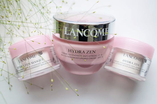 Det ultimative hudplejesæt til hende fra Lancome