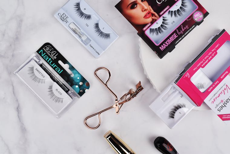 Få forførende øjne med kunstige vipper