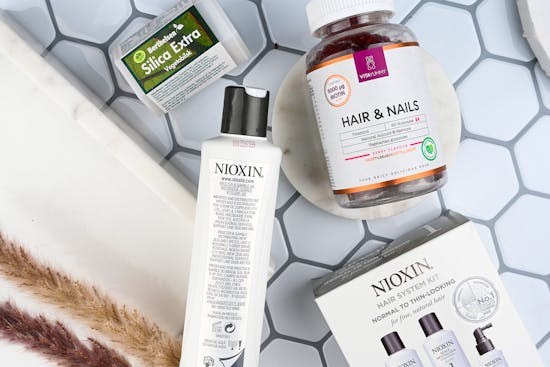 Forebyg amme hår med kosttilskud og nærende hårpleje