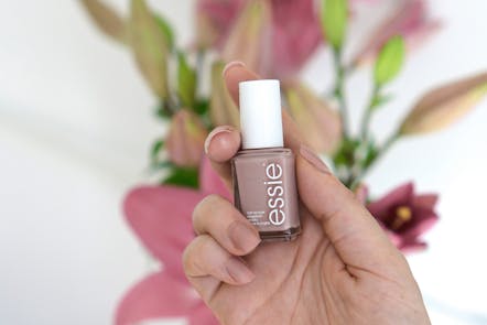 Flotte sommernegle med Essie