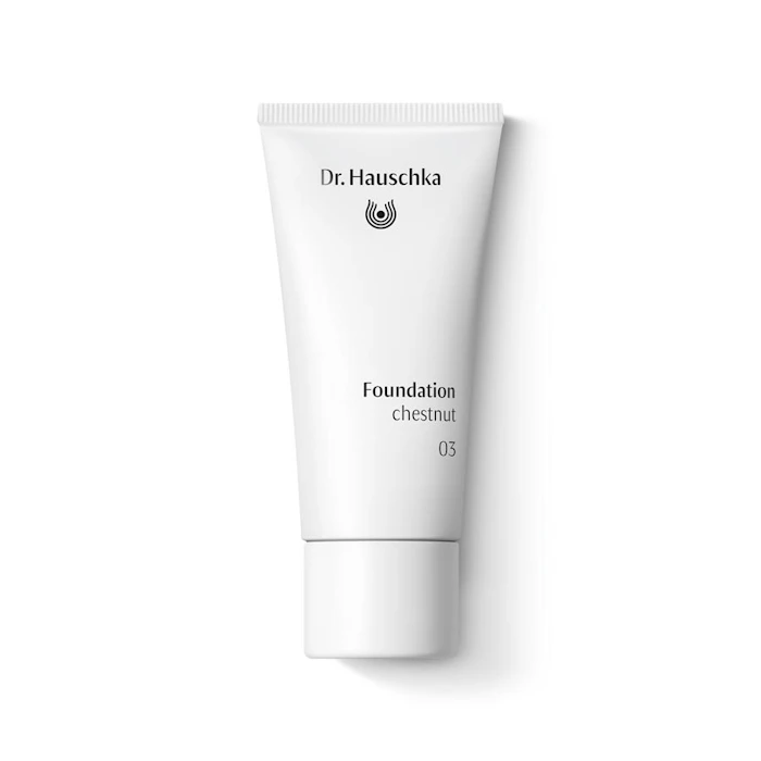 Dr. Hauschka Foundation 03 Chestnut 30 ml
