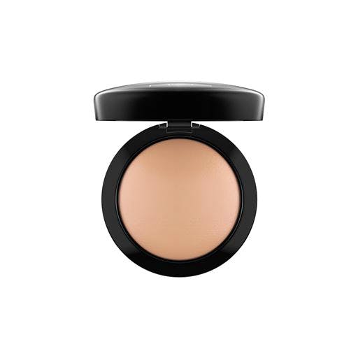 MAC Mineralize Skinfinish Medium Dark 10 g