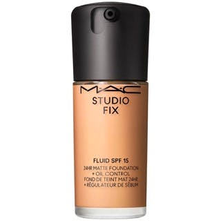 MAC Studio Fix Fluid Foundation SPF15 NW18 30 ml