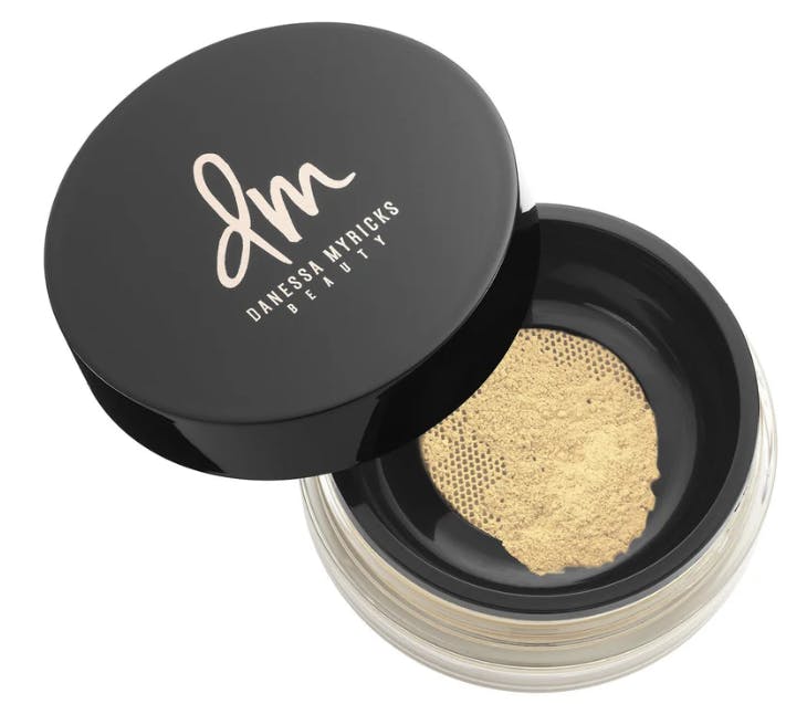 Danessa Myricks Beauty Evolution Powder Yellow 11 g