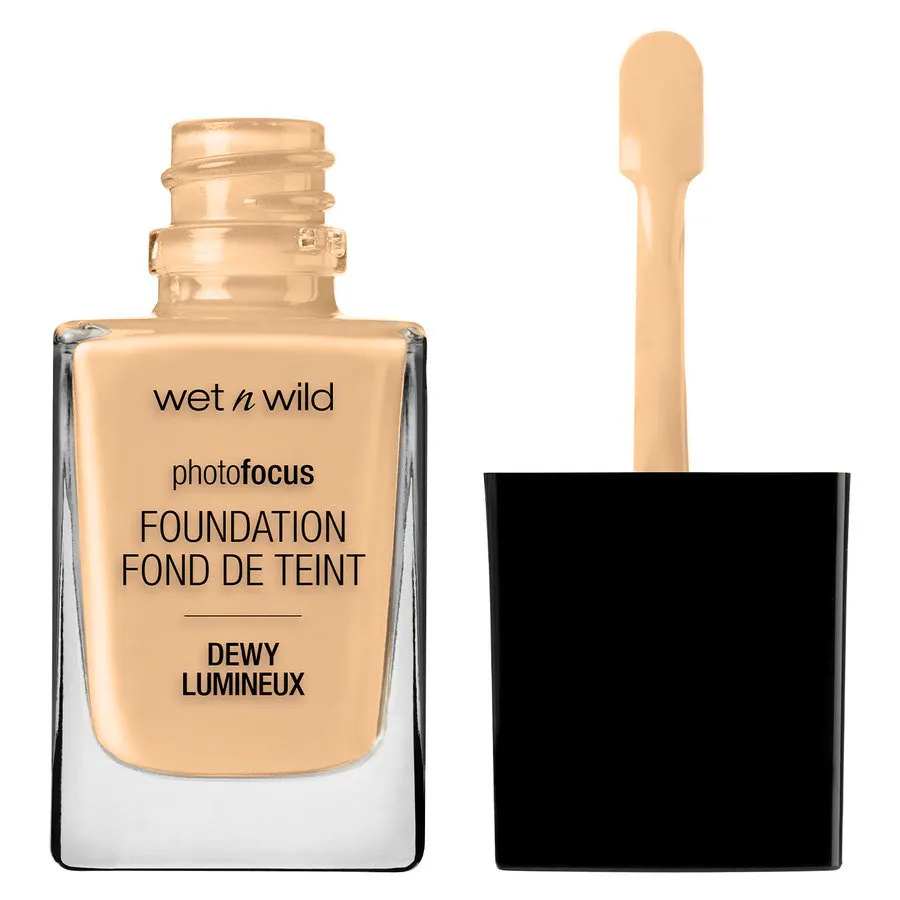 Wet 'n Wild Photo Focus Dewy Foundation Soft Beige 28 ml