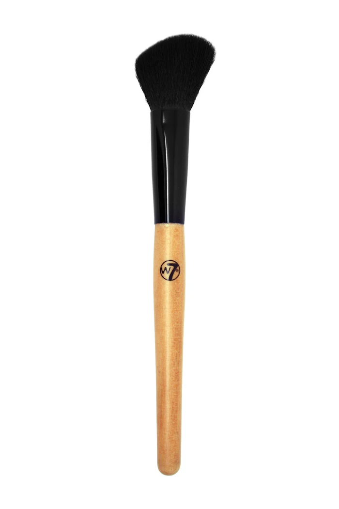 W7 Angled Blusher Brush 1 pcs