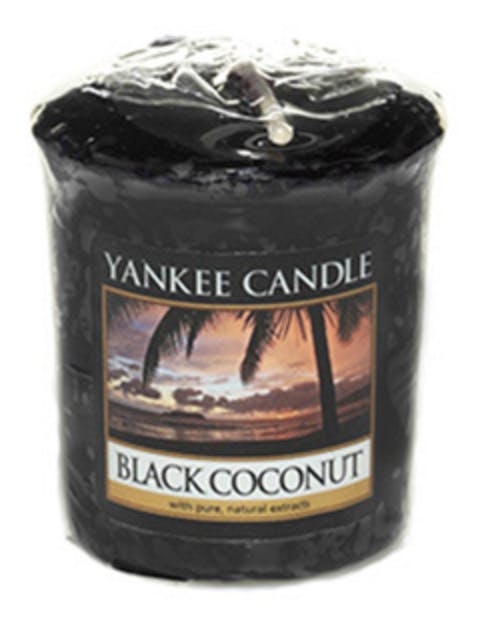 Yankee Candle Classic Mini Black Coconut Candle 49 g 28.95 kr + Fri