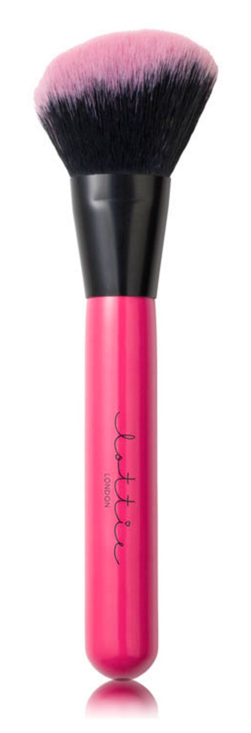 Lottie London Tan Time Bronzer Brush 1 pcs £3.99