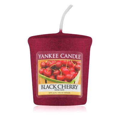 Yankee Candle  Classic Mini Black Cherry Candle 49 g