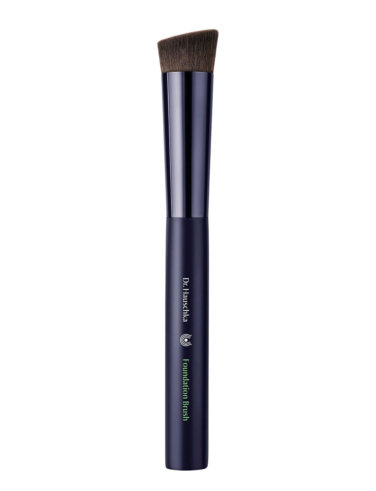 Dr. Hauschka Foundation Brush 1 st