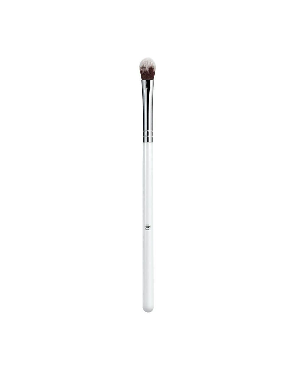 ilū Large Eyeshadow Brush 409 1 pcs £1.75
