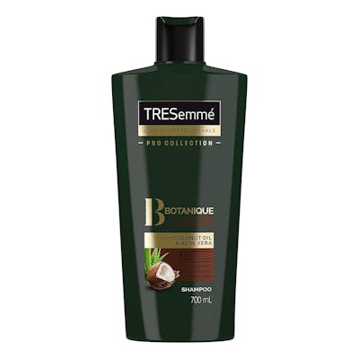 Tresemmé Botanique Nourish &amp; Replenish Shampoo 700 ml