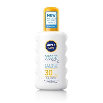 Nivea Sun Sensitive Immediate Protect SPF30 Sun Spray 200 ml