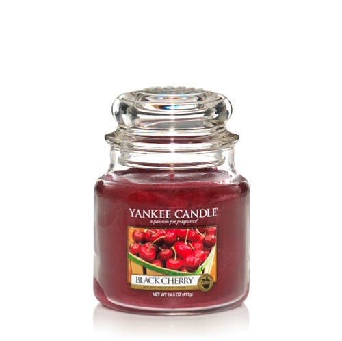 Yankee Candle Classic Medium Jar Black Cherry 411 g 239.95 kr + Fri