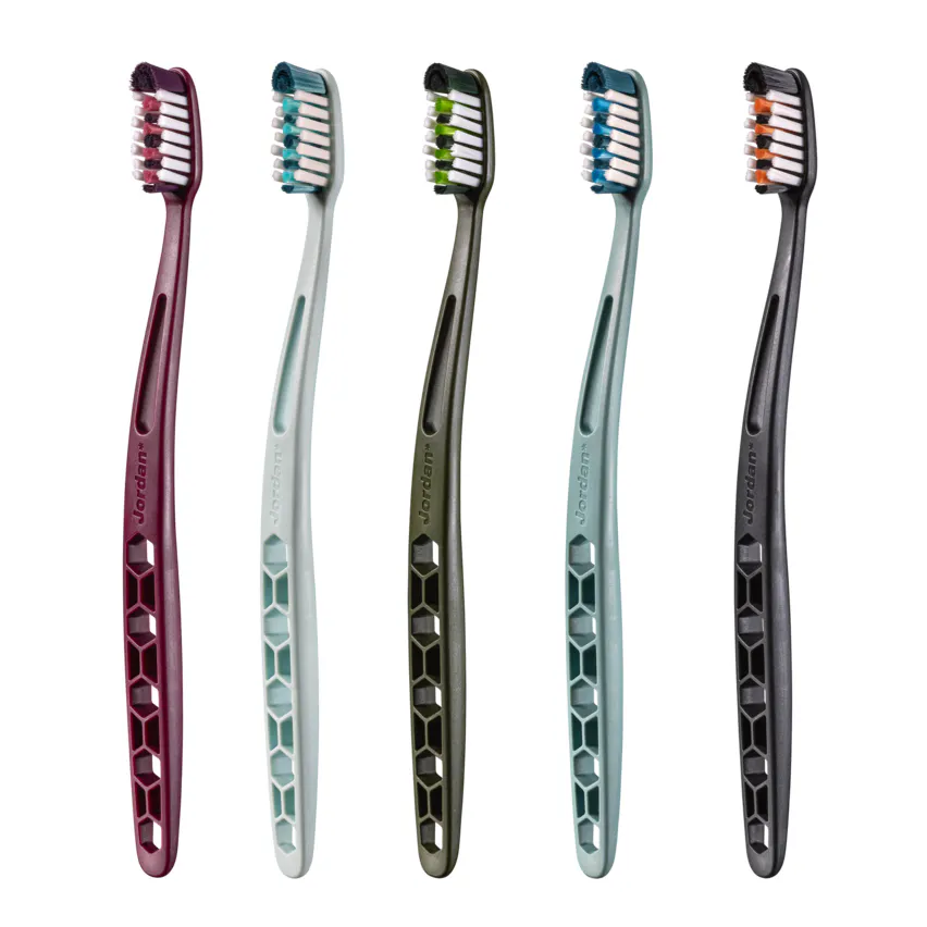 Jordan Ultralite Medium Toothbrush Assorted 1 pcs