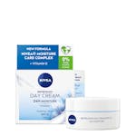 Nivea Essentials Refreshing Day Cream SPF15 50 ml